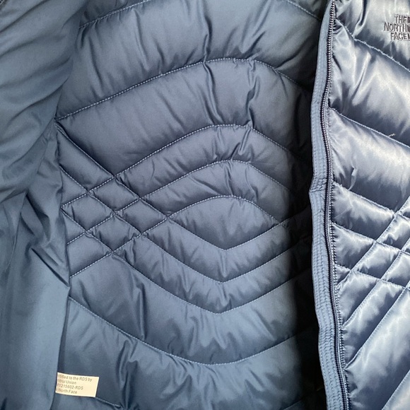 The North Face Vest! - Picture 8 of 8